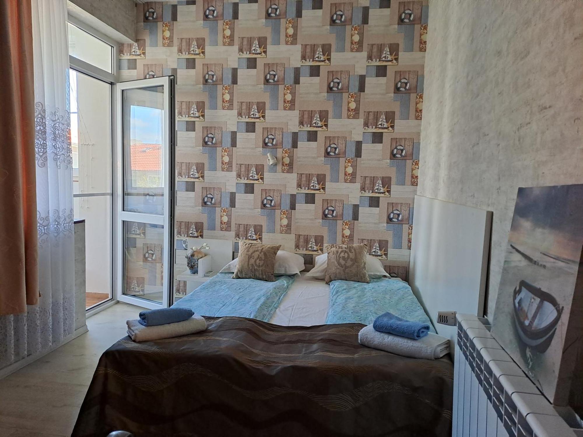 Morska Zvezda Guest House Pomorie Ruang foto