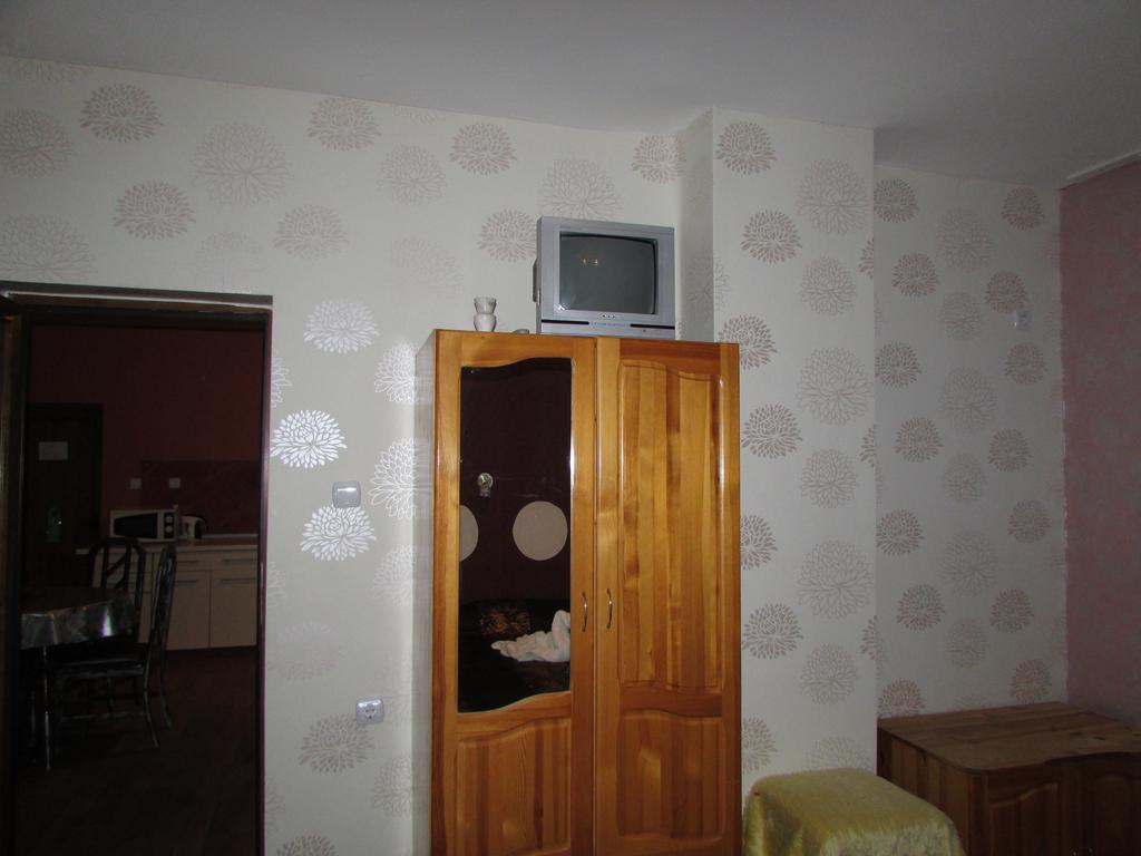 Morska Zvezda Guest House Pomorie Ruang foto